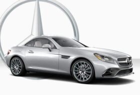 Mercedes-Benz SLC300