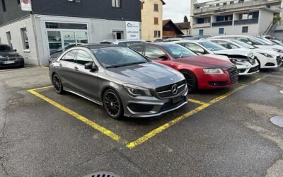 MERCEDES-BENZ CLA 220